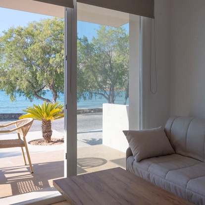 JUNIOR BEACH FRONT SUITE<br />